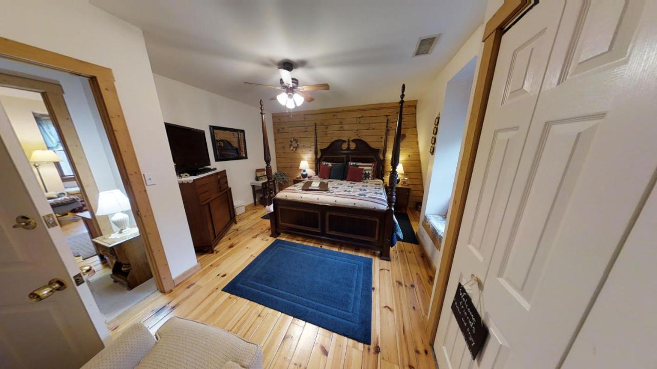 Harmony Hill Bed And Breakfast Arrington Room photo